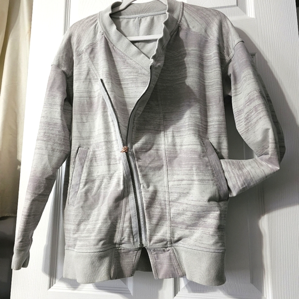 Lululemon Mula Asymmetrical Bundle Wrap Moto Jacket Zip Up Sweatshirt - Size M - Picture 4 of 16
